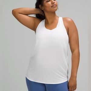 Lululemon white  tank top new with tags size 4
